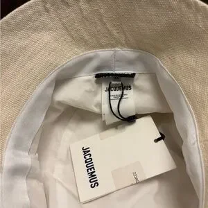 Jacquemus | Accessories | Jacquemus Cream Hat Elegant  display picture 1